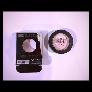Kat Von D Makeup - Kat Von D Metallic Pearl Eyeshadow Kat Von D Makeup - Kat Von D Metallic Pearl Eyeshadow